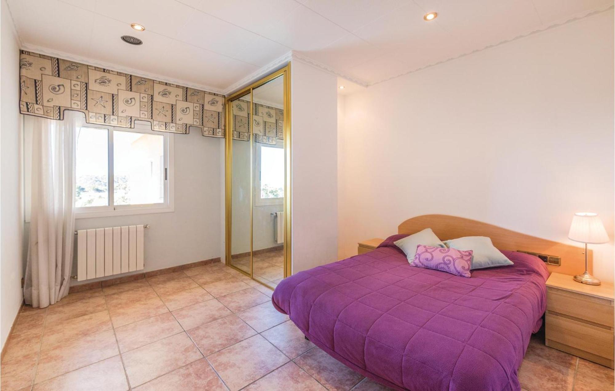 Awesome In With 6 Bedrooms, Outdoor Swimming Pool And Swimming Pool * Lloret de Mar